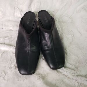 Michelle D Clogs Size 9